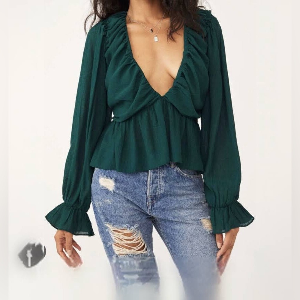 Barely worn free people daia top size M in garden gem (emerald green)